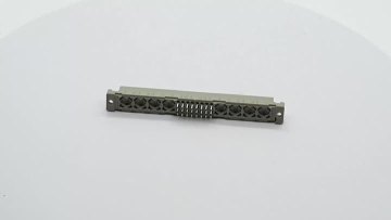 DIN 41612 M TYPE-Flat Femde 24+8P 180 CIP