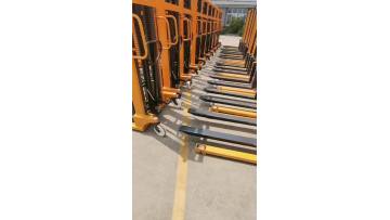 Factory Supply Manual Hydraulic Stacker