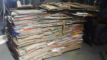 vertical cardboard baler