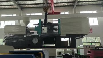 208T injection molding machine