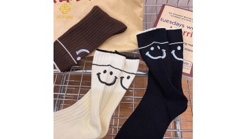 Korean version cartoon hot stamping smiley face, tube socks, pile socks