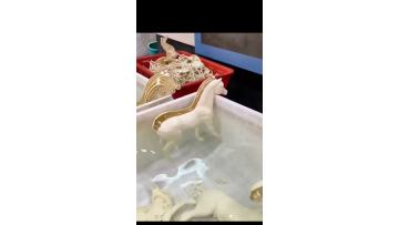 Injection molded plastic horse toy