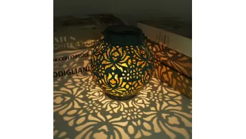 Outdoor Waterproof LED Garden Projector Light for Stunning Nighttime Displays1