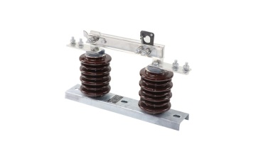 Three-phase AC switch