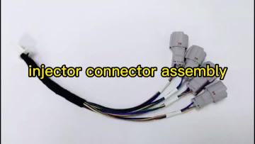 injector connector assembly