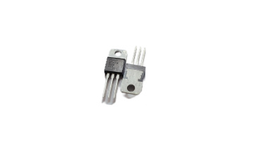 TRIAC BTA216-800B TO220