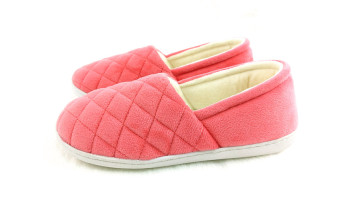 WB08 slipper details
