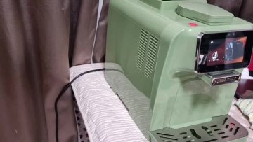 Fully Automatic Coffee Machine with Milk Frother WIFI.mp4