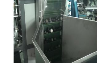 Bottle cap top automatic hot stamping machine.mp4