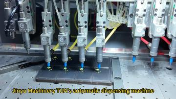 Automatic multi-head dispensing machine for multi-color multi-layer labels
