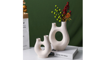 Nordic Style Ceramic Vase with Frosted Metal Spots for Dried Flowers and Hydroponic Decor1