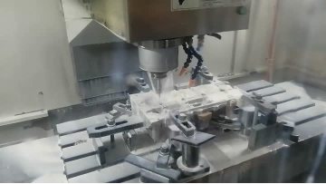 CNC maching,the CNC machine is working