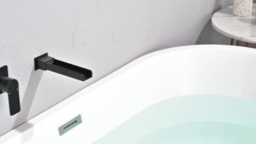 Wall water spout