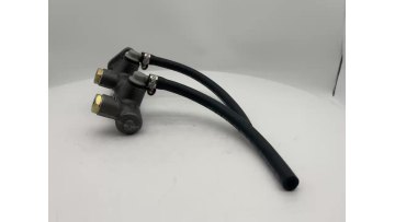 Auto Brake Master Cylinder for MAZDA OEM 2469-43-400B1