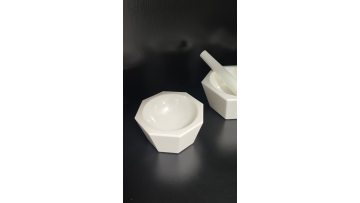 Ceramic grinding bowl
