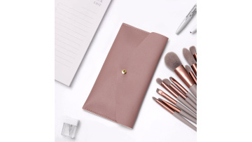 Pink Makeup brushes bag