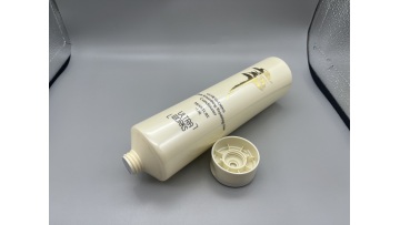 big capacity yellow shampoo tube