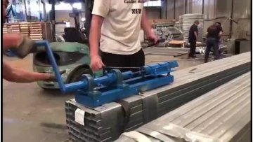 Factory direct sales manual operation chain link fence making machine product available1