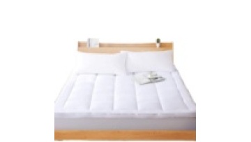 White cotton Bedding Quilted mattress protector waterproof Extra Thick Cooling Breathable Fluffy Soft mattress topper1
