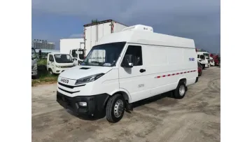New Arrival 1veco 4X2 Refrigerated Box Body Truck1