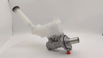 Auto Brake Master Cylinder OE D6010-3DF2A for NISSAN Tiida1
