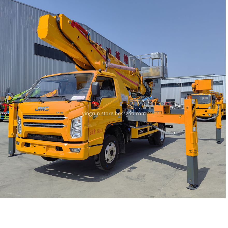 Overhead Working Truck
