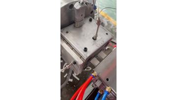 dual cavity small gasket extrusion line 