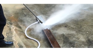 High Pressure Water for Rust Removal
