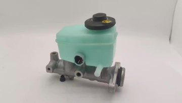 OEM 47201-60A00 Brake Master Cylinder FOR TOYOTA1