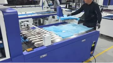Medical Protective Clothing Folding