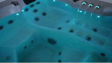 9803 Custom Home Spa Tubs