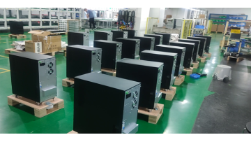 The display of UN11 series UPS