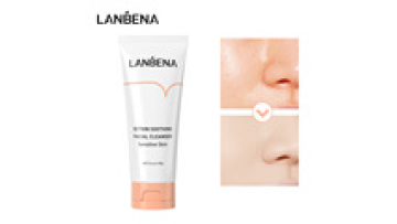 Organic Amino Acid Facial Cleanser for Sensitive Skin: Hydrating and Repairing Foaming Ectoin Face Wash1