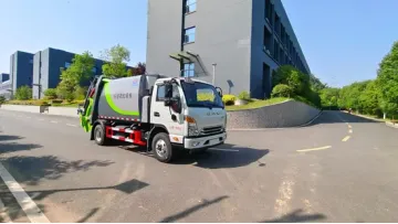 New Arrival JAC 4X2 5cbm Waste Compaction Truck1