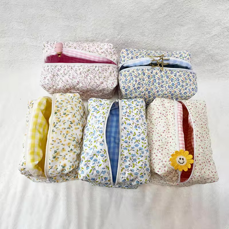 makeup bag organizer