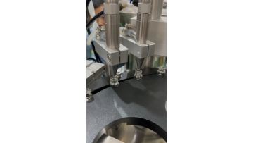 Drip-proof filling head for vial filling machine