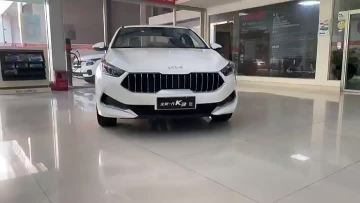 2023 Kia K3 car (2)