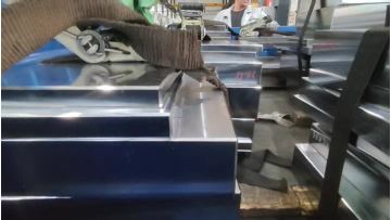 Large automotive mould base processing