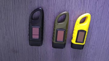 Hand Crank Solar Dynamo Flashlight Rechargeable Output Emergency LED Mini Keychain Snap Clip Backpack Flashlight Outdoor Camping1