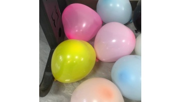  heart shaped balloon