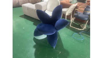 062503 flower chair
