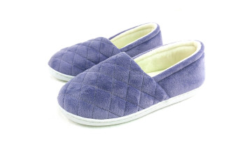 WB08 slipper front view