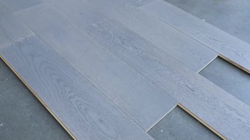 Character Grade European Oak Light Grey Color Parquet Flooring Boards Engineered Wood Flooring1