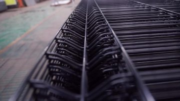 Welded Wire Mesh Safety Farm Fence1