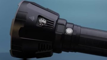 XHP70 flashlights high lumens 100000 1350m Long Range Distance Waterproof Rechargeable LED Tactical Flashlight Torch Searchlight1