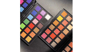 Private Label 18 Colors Eyeshadow Palette With Attractive Diamond Glitter Matte Eyeshadow Makeup Palette1