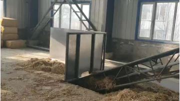 wood and straw pellet mill.mp4