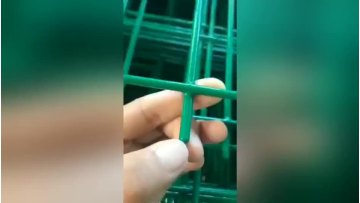 YQ Curvy Welded Wire Mesh Fence /3D Welded Fence Panel Factory Price1