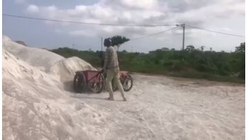 brick making matchine2.mp4