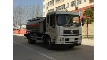 Premium Quality Dongfeng 4X2 10.8cbm Fuel Dispensing Truck1
